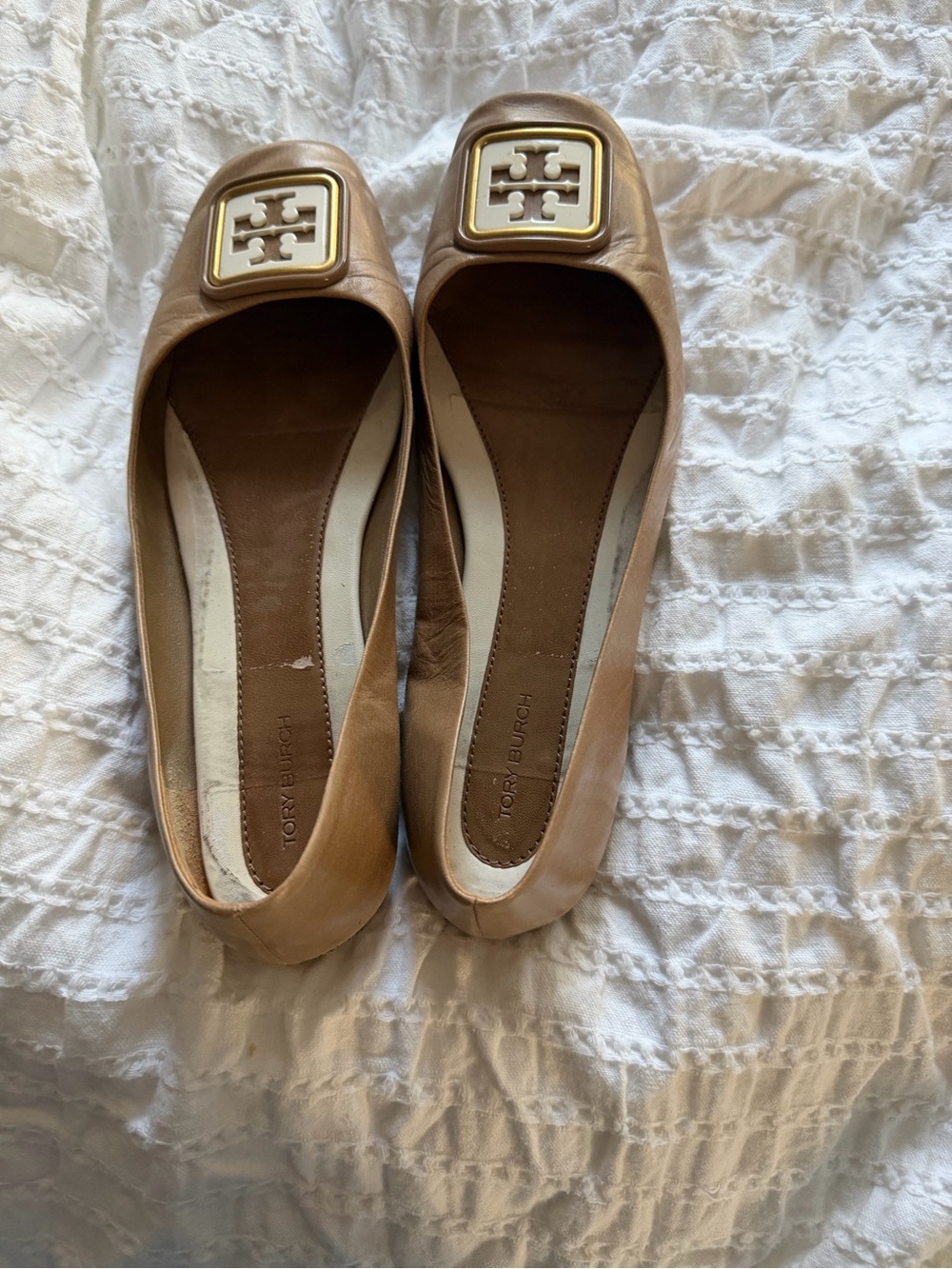 Tory Burch Camel Leather Logo-Embellished Ballet Flats